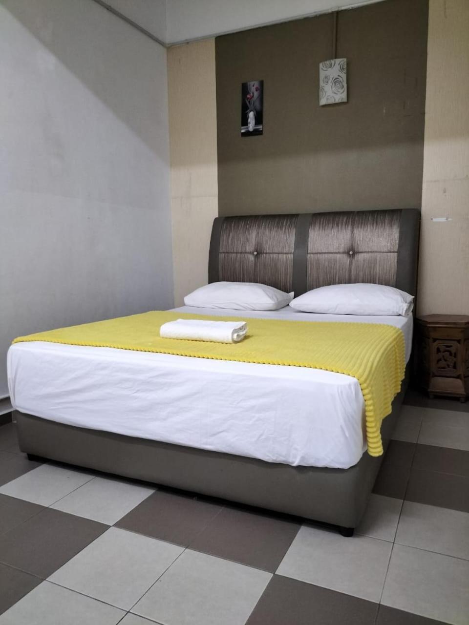 Ulfah Hotel Mersing Extérieur photo
